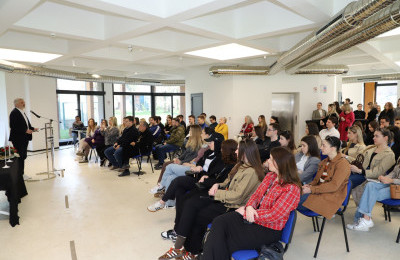 Načelnik Mandić potpisao ugovore sa studentima