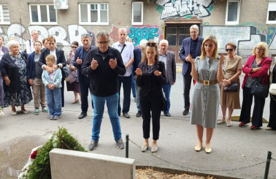 Odata počast djeci koja su poginula od granate