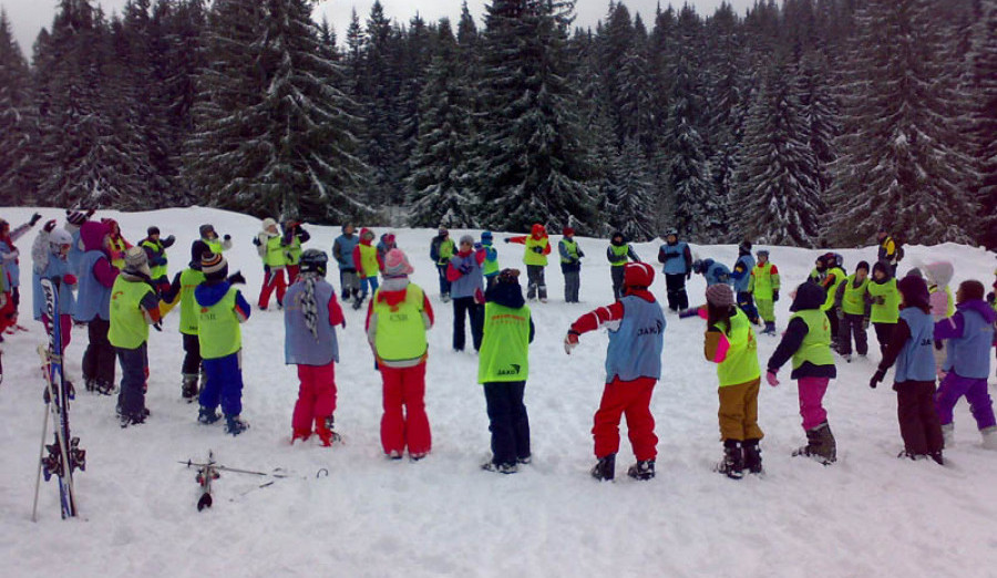 Završena škola skijanja za osnovce sa Centra