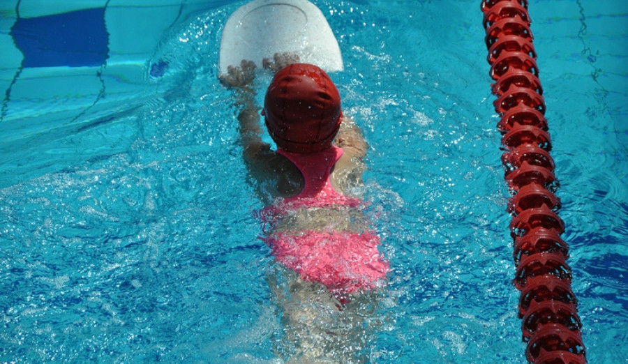 Besplatna škola plivanja za osnovce iz Centra