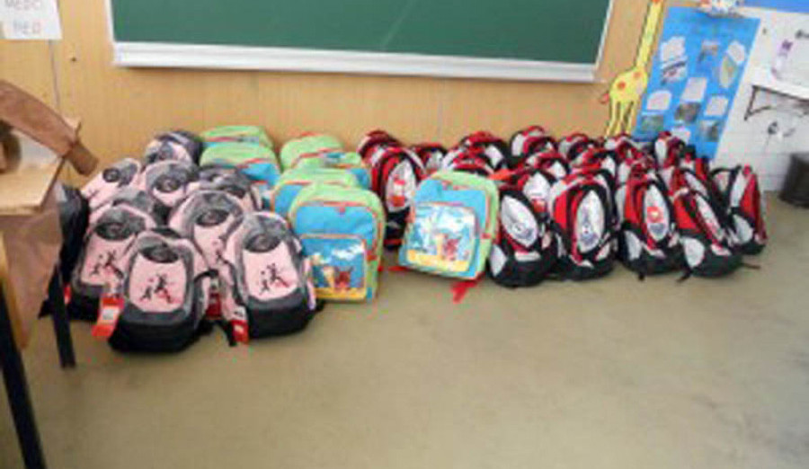 30.000 KM za kupovinu školskih torbi