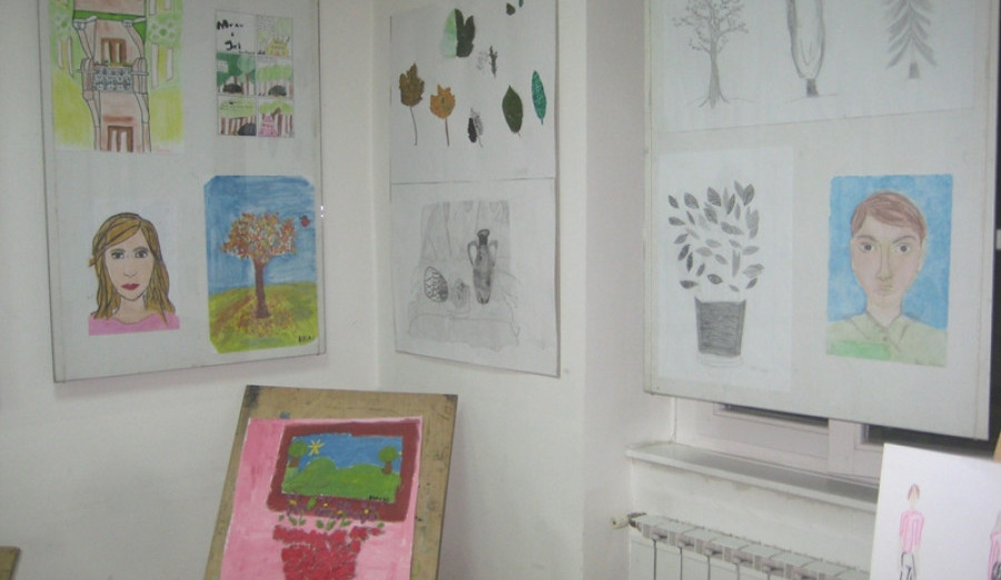 Veliko interesovanje mladih za kurs slikarstva ''Art for fun''