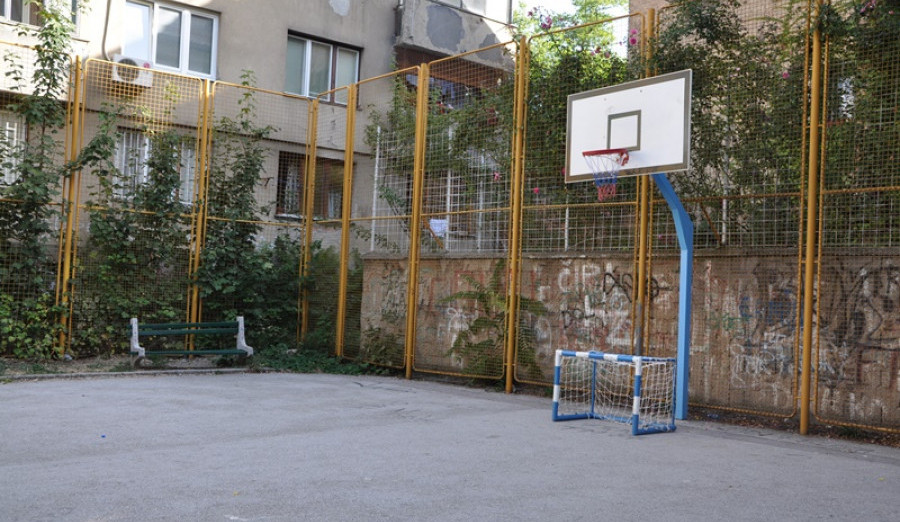 Sanirano dječije igralište u Ulici Nikole Kašikovića