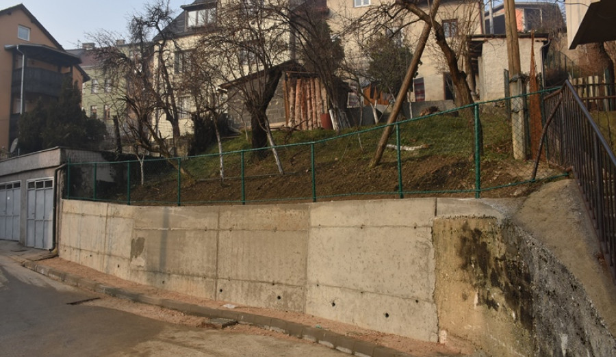 Završena izgradnja potpornog zida u Ulici Avde Jabučice