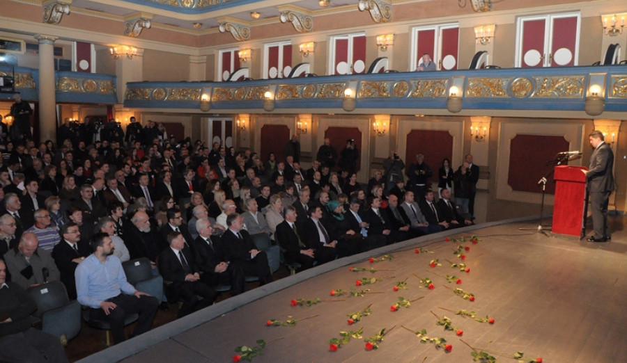 Općina donirala 20.000 maraka Narodnom pozorištu u Sarajevu