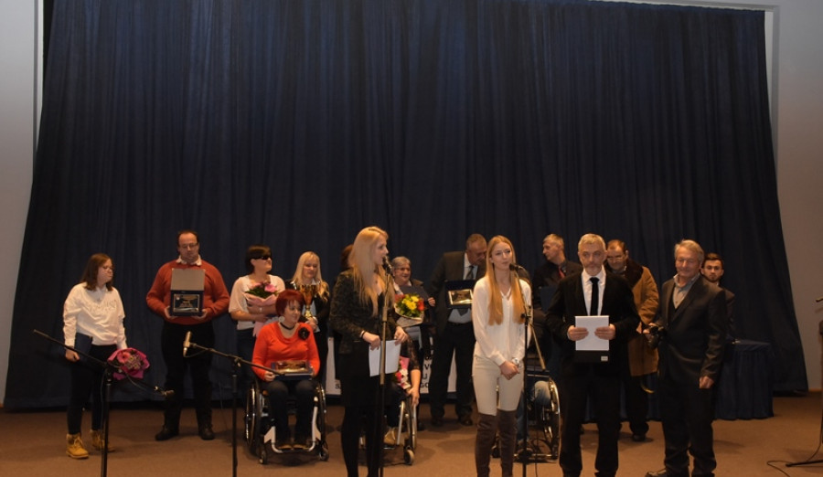Specijalno priznanje načelniku Ajnadžiću za doprinos razvoju sporta osoba s invaliditetom 