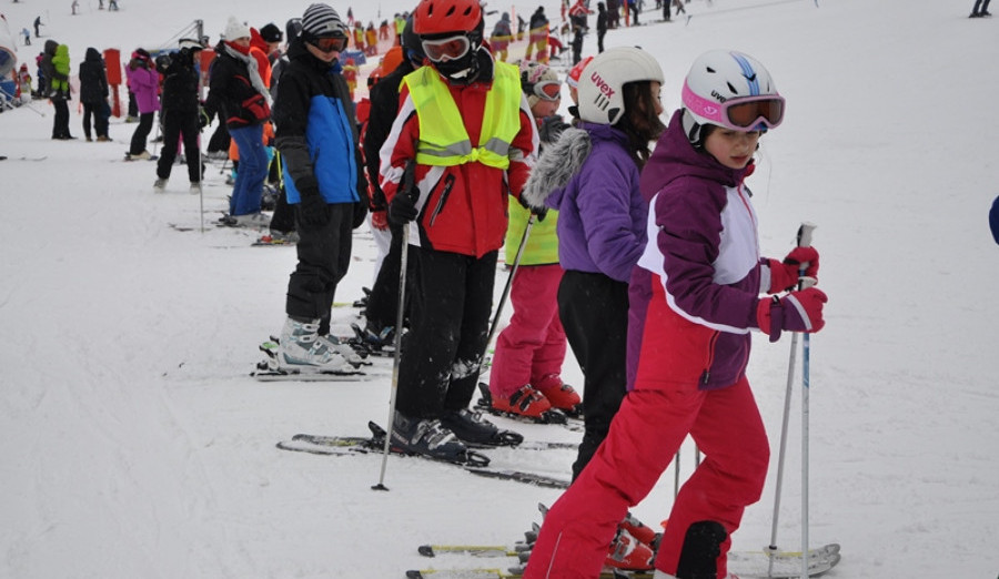 Besplatnu školu skijanja na Igmanu pohađalo 100 osnovaca sa Centra