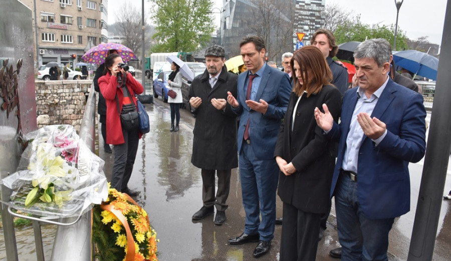 Predstavnici Općine Centar odali dužnu počast prvim civilnim žrtvama opkoljenog Sarajeva