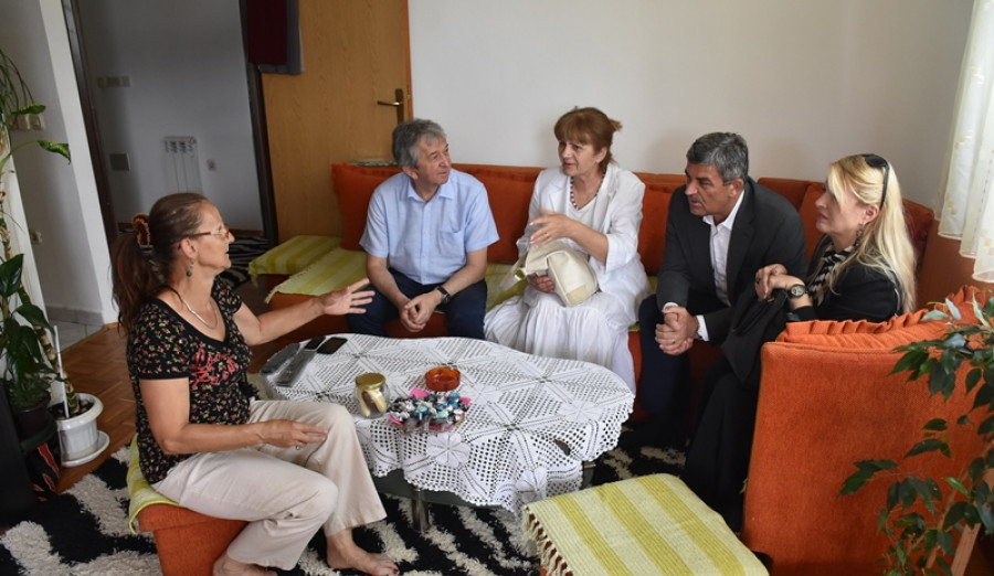 Načelnik Ajnadžić obišao porodice vjernika povodom Ramazanskog bajrama