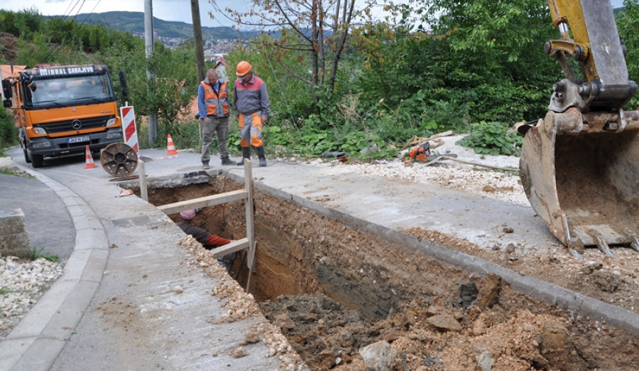 Počeli radovi na rekonstrukciji vodovodne i kanalizacione mreže u Ulici Panjina kula