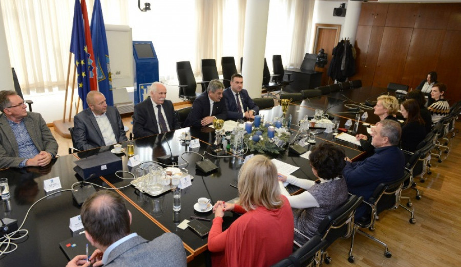 Ajnadžić održao sastanak sa gradonačelnikom Bandićem