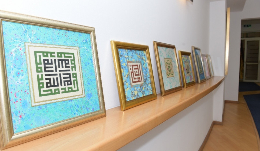 Sutra humanitarna prodajna izložba polaznika radionice kaligrafije, iluminacije i ebru slikarstva