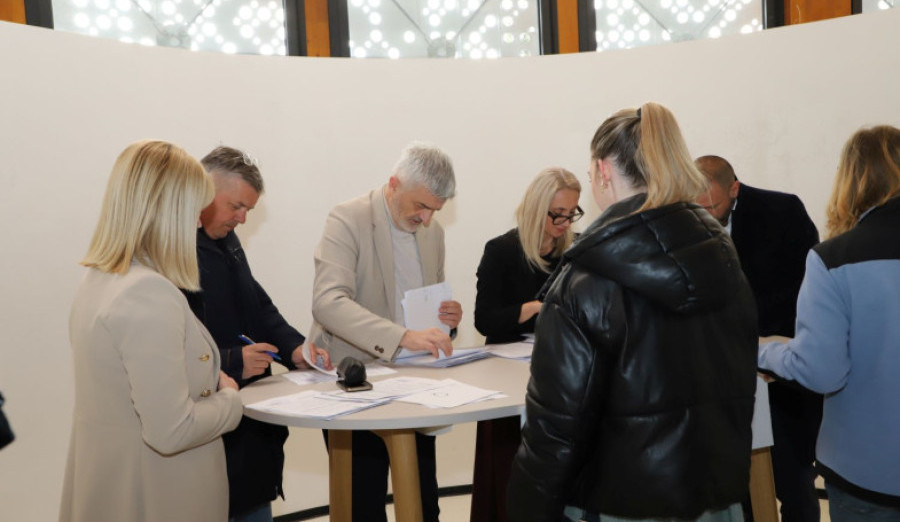 Poziv studentima za potpisivanje ugovora za stipendije