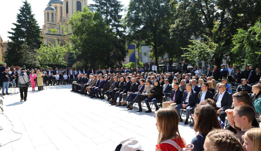 Postrojavanje veterana Prve brigade policije Stari Grad